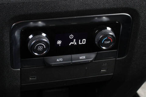 2025 Chevrolet Suburban LS