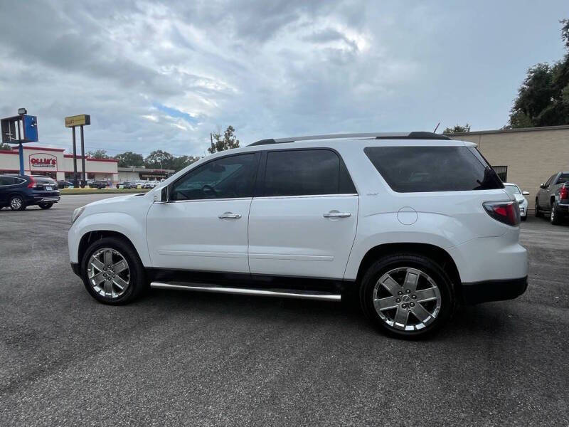 2017 GMC Acadia Limited Base photo 5