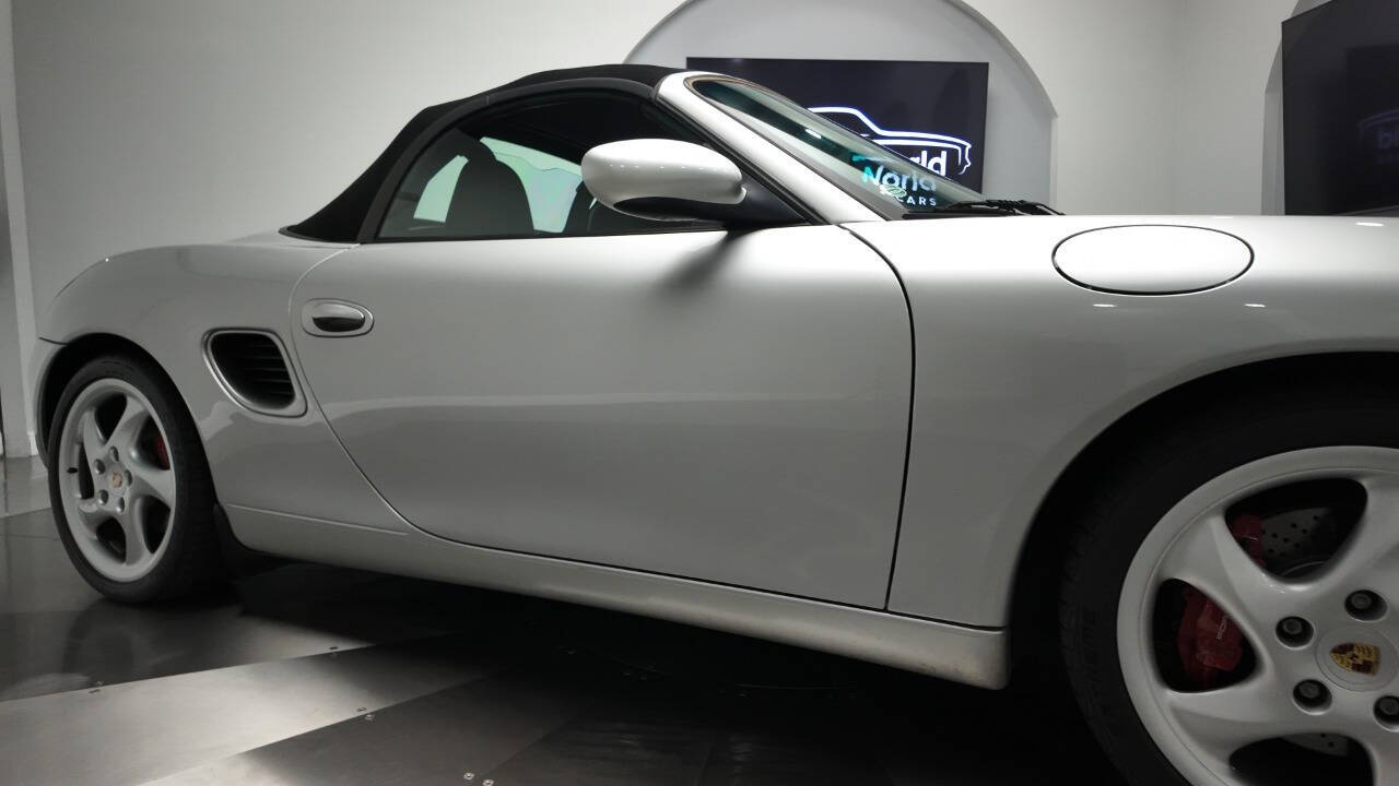 2001 Porsche Boxster 14