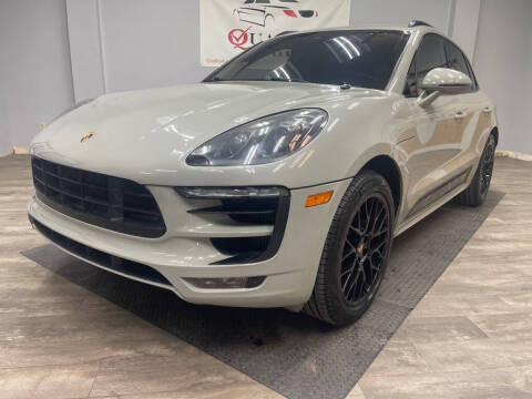2017 Porsche Macan GTS