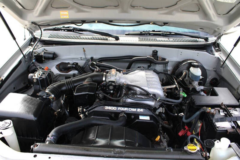 2003 Toyota Tundra SR5