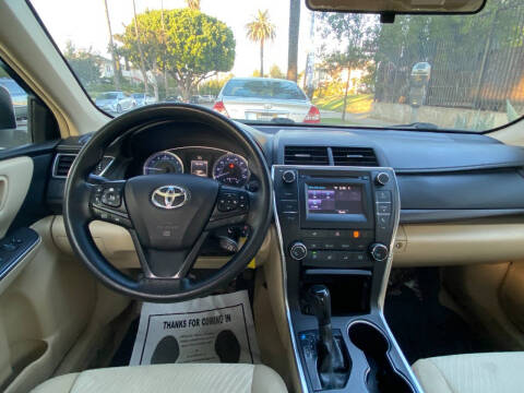 2016 Toyota Camry LE