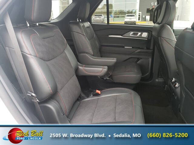 2025 Ford Explorer ST