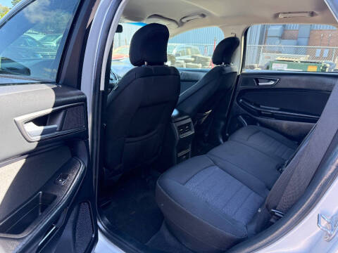 2019 Ford Edge SE