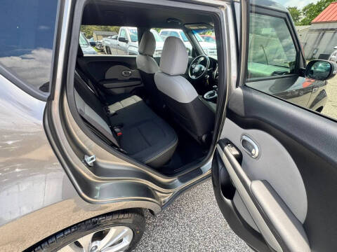2014 Kia Soul +