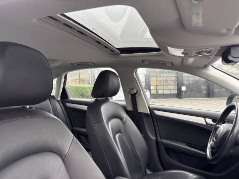 2009 Audi A4 2.0T quattro Premium