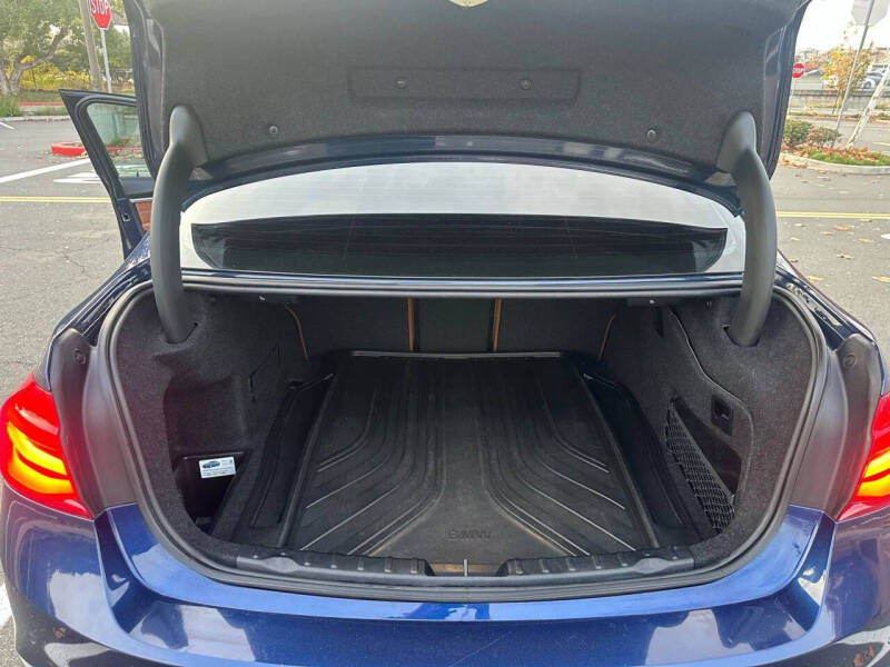 2017 BMW 3 Series 330e iPerformance