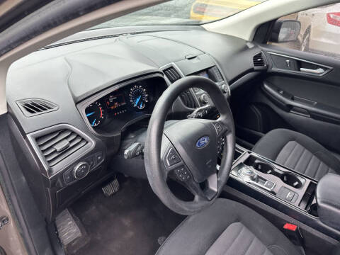 2019 Ford Edge SE