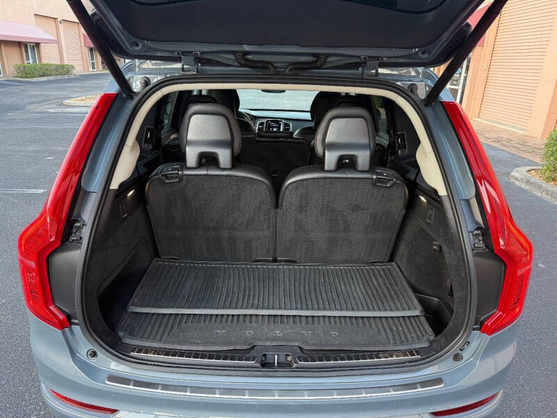 2021 Volvo XC90 T5 Momentum