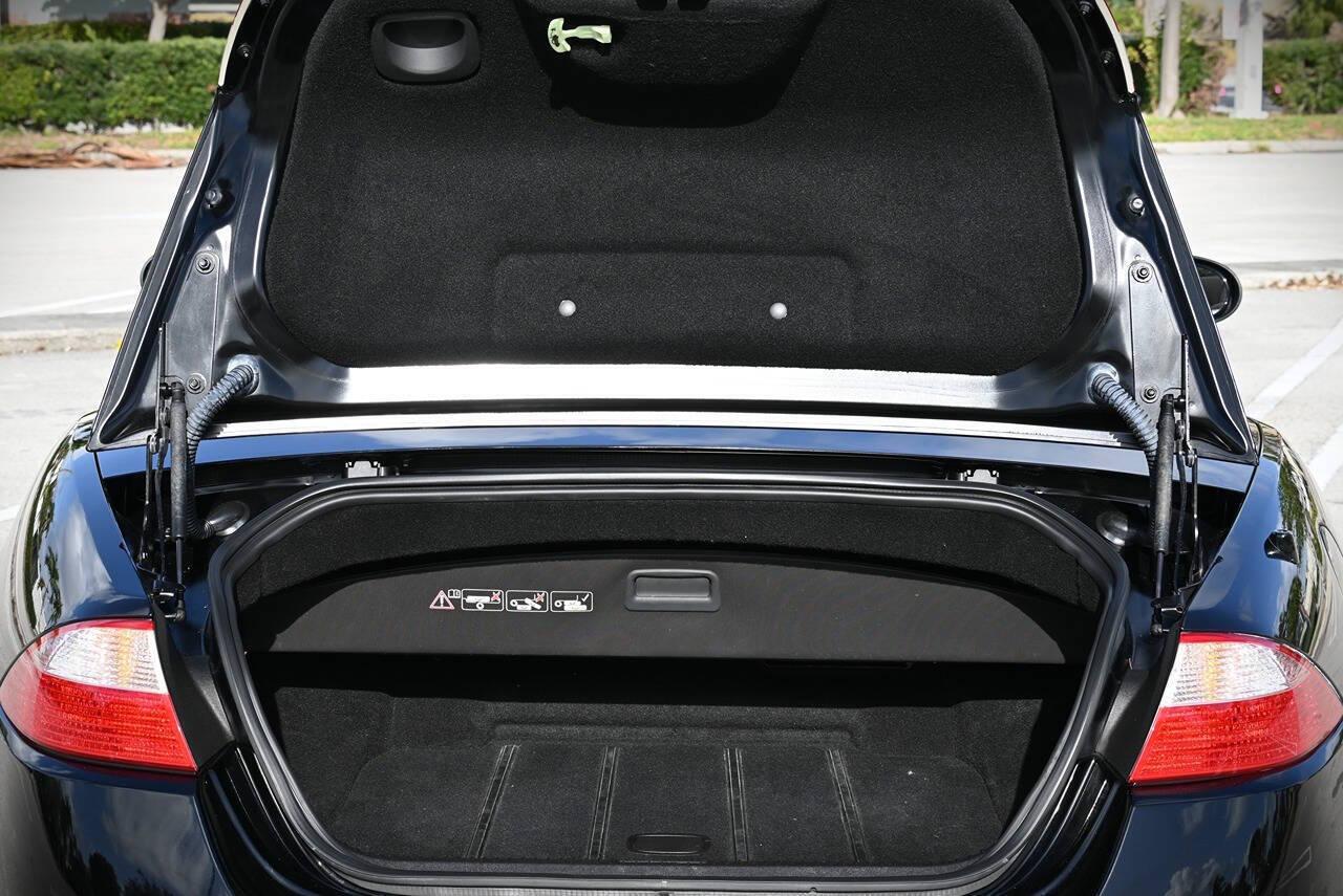 2007 Jaguar XK-Series 29