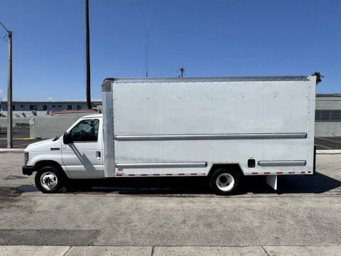 2022 Ford E-Series