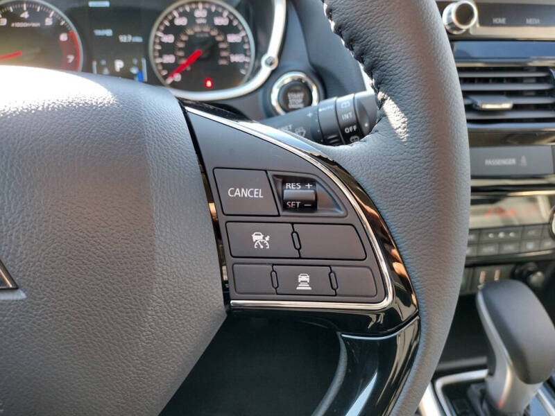 2026 Mitsubishi Eclipse Cross SE