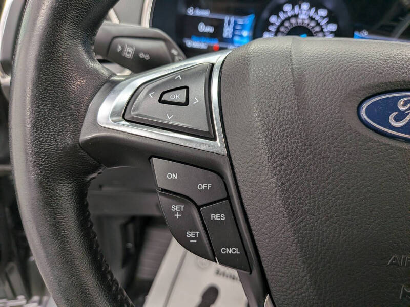 2021 Ford Edge Titanium