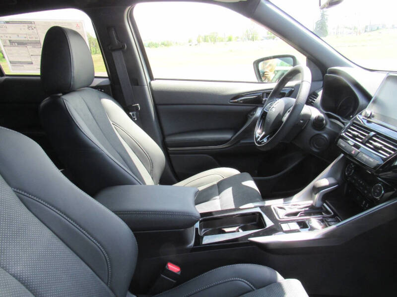 2025 Mitsubishi Eclipse Cross Black Edition