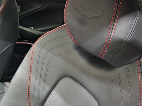 2023 Aston Martin DBX