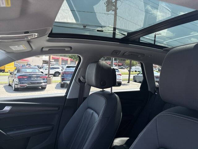 2023 Audi Q5 quattro Premium Plus 40 TFSI