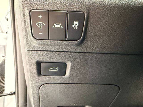 2023 Kia K5