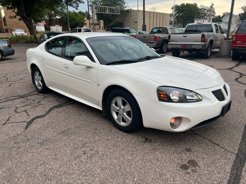2006 Pontiac Grand Prix for sale at Imperial Group in Sioux Falls SD