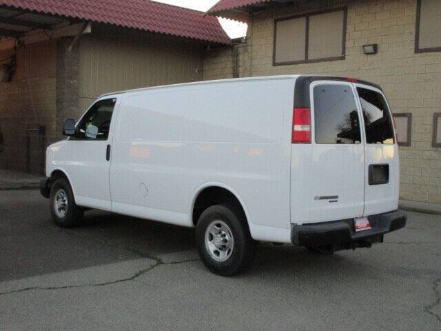 2016 Chevrolet Express 2500