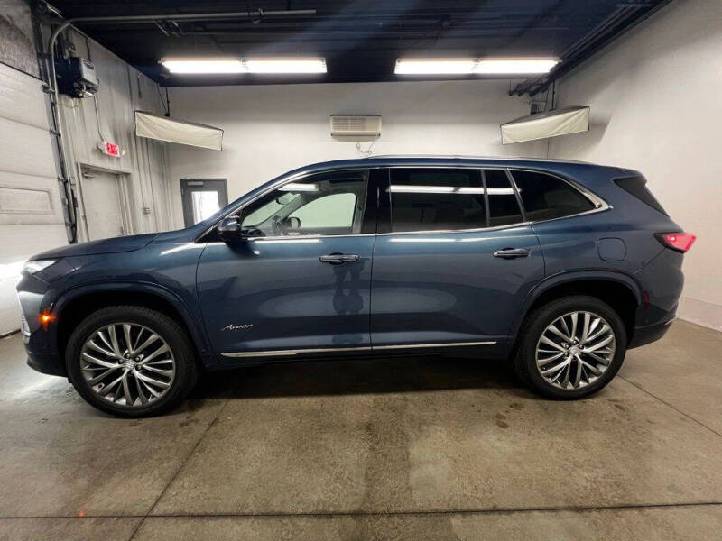 2026 Buick Enclave Avenir