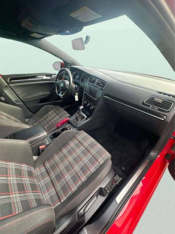 2016 Volkswagen Golf GTI