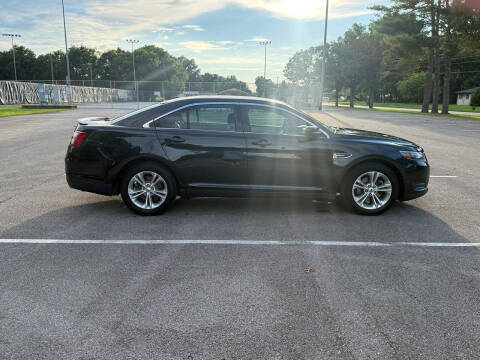 2014 Ford Taurus SEL