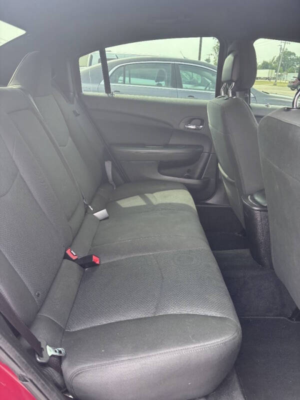2012 Chrysler 200 LX
