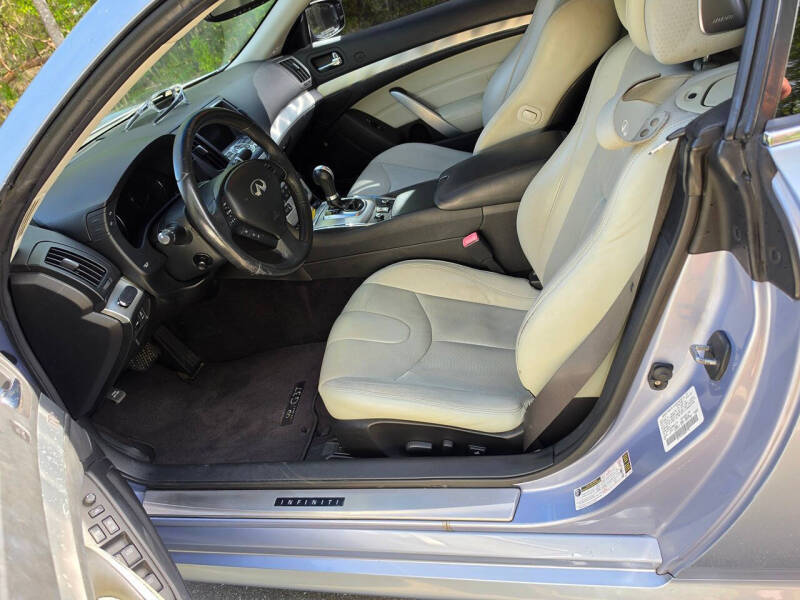 2011 Infiniti G37 Convertible