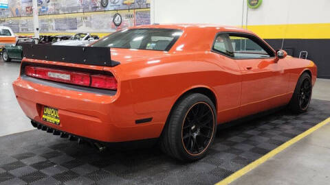 2010 Dodge Challenger SRT8