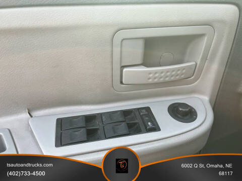 2005 Dodge Dakota SLT