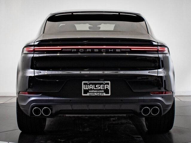 2025 Porsche Cayenne Coupe