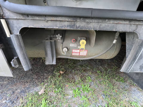 2000 Winnebago Adventurer