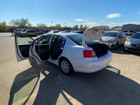 2011 Mitsubishi Galant FE