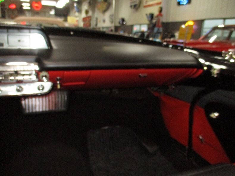 1957 Lincoln Premiere