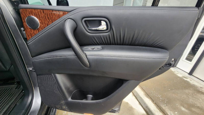 2017 Nissan Armada Platinum