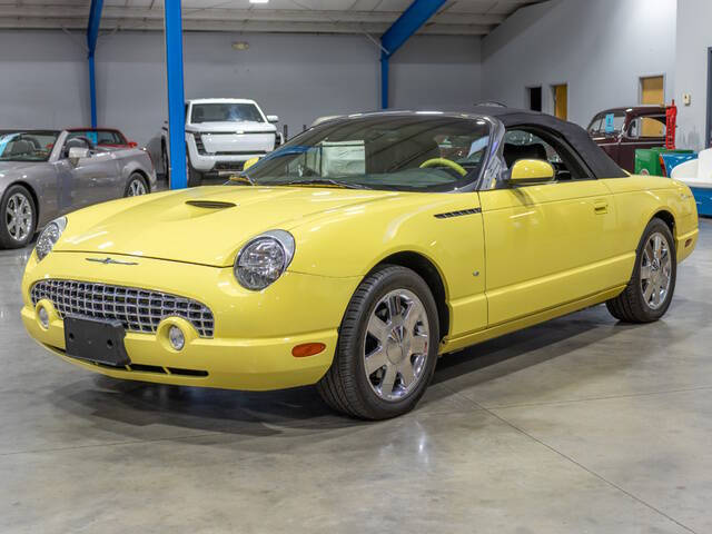 2002 Ford Thunderbird Deluxe