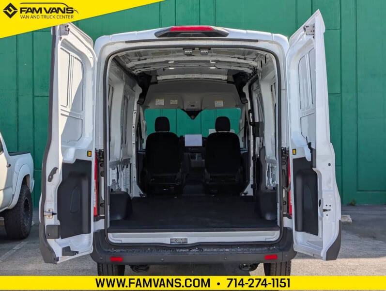 2024 Ford E-Transit 350
