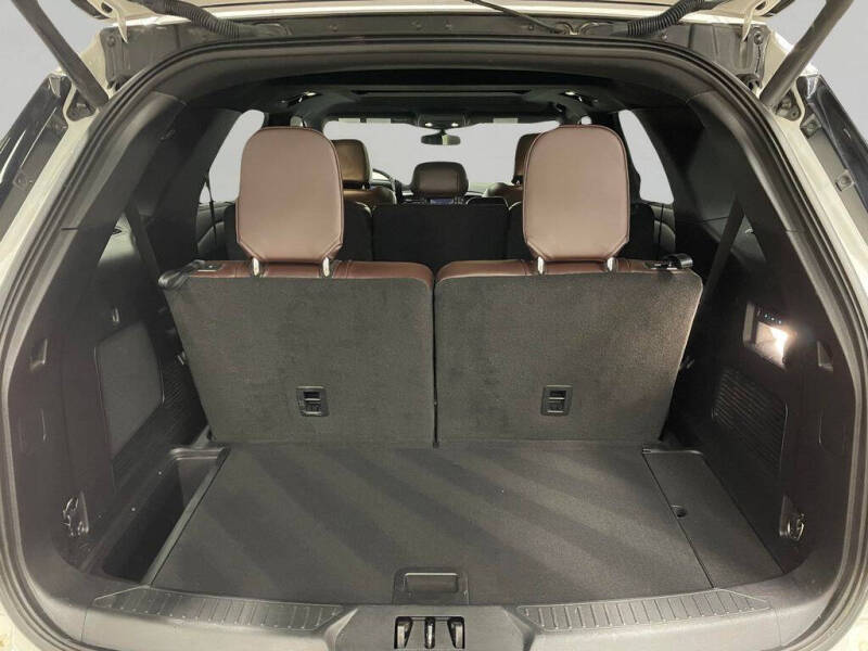 2022 Ford Explorer Platinum