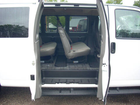 2023 GMC Savana LS 3500