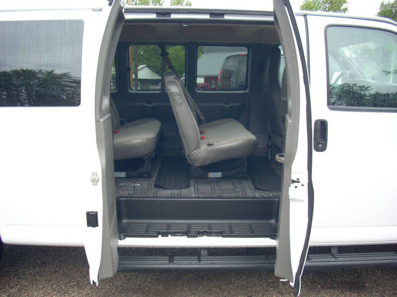 2023 GMC Savana LS 3500