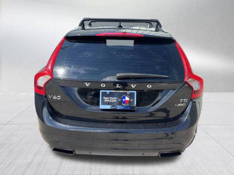 2016 Volvo V60 T5 Premier