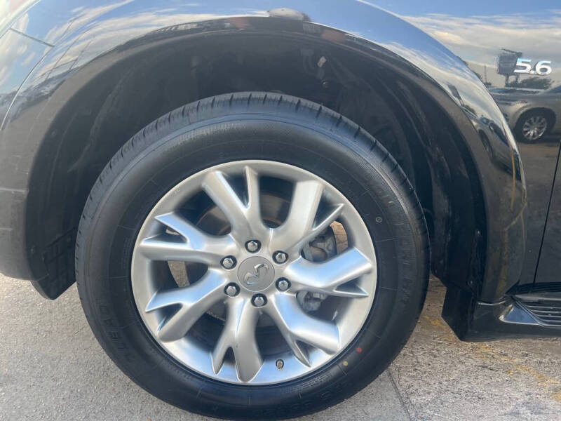 2014 Infiniti QX80
