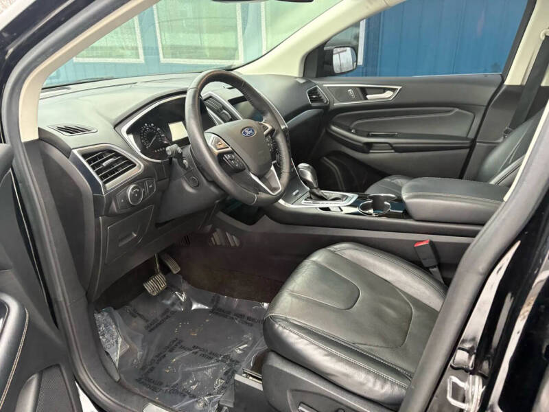 2016 Ford Edge Titanium