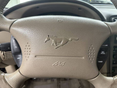 2002 Ford Mustang GT Deluxe