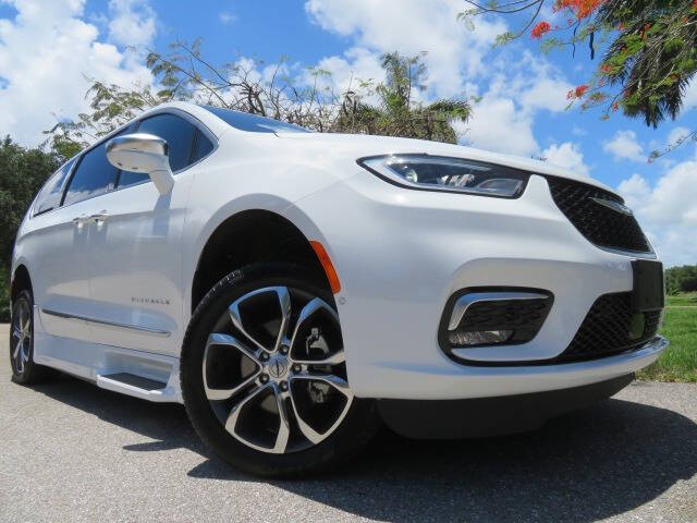 2022 Chrysler Pacifica Pinnacle