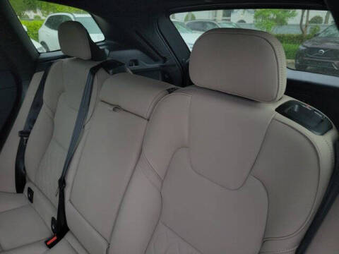 2026 Volvo XC60 B5 Core