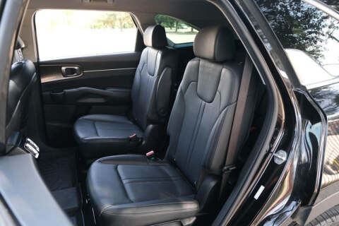 2022 Kia Sorento Hybrid S