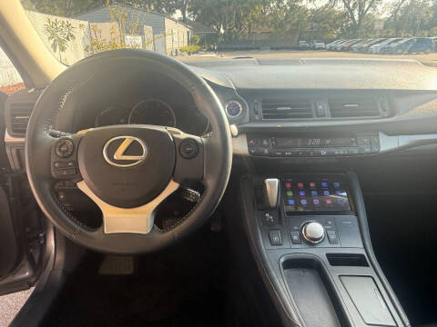 2014 Lexus CT 200h