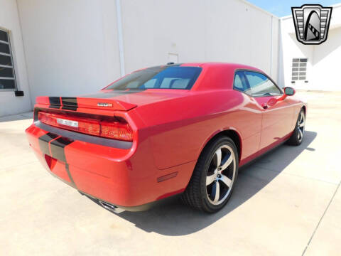 2011 Dodge Challenger SRT8 392