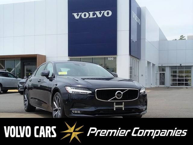2019 Volvo S90 T6 Momentum